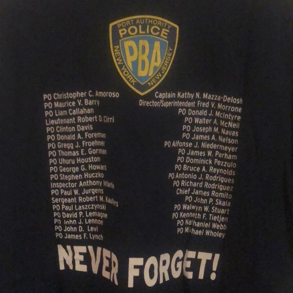 911 port authority NYC Never forget T-shirt - Picture 4 of 4